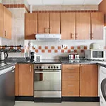 Vayk - Vibrant 1 Bd In The Marina With Spacious Terrace