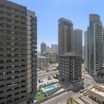 Vayk - Vibrant 1 Bd In The Marina With Spacious Terrace